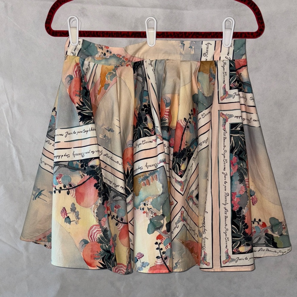 Floral Print Pleated Skirt - Picture 4 of 7